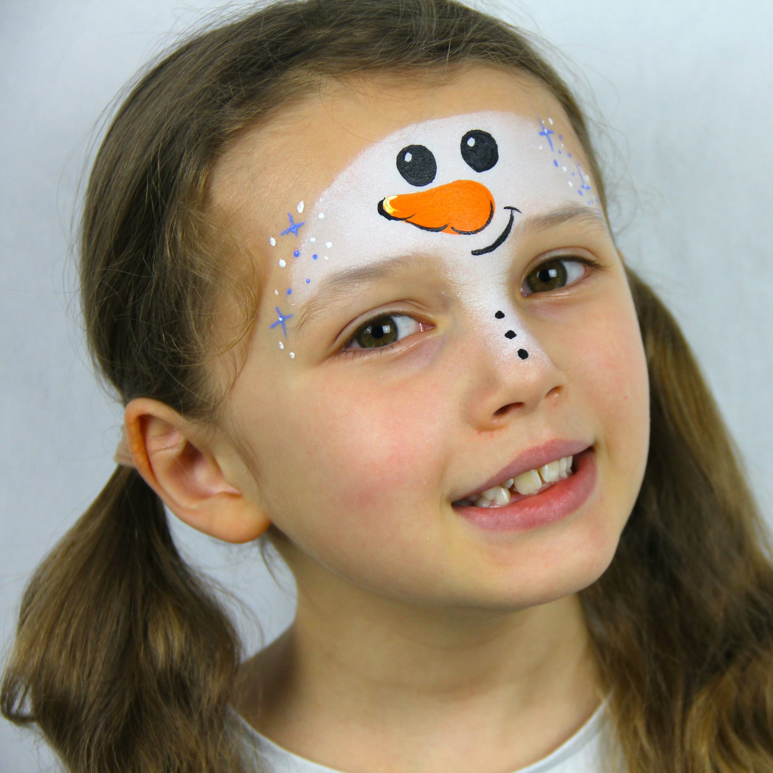 Christmas face painting, Face painting shop, Face painting